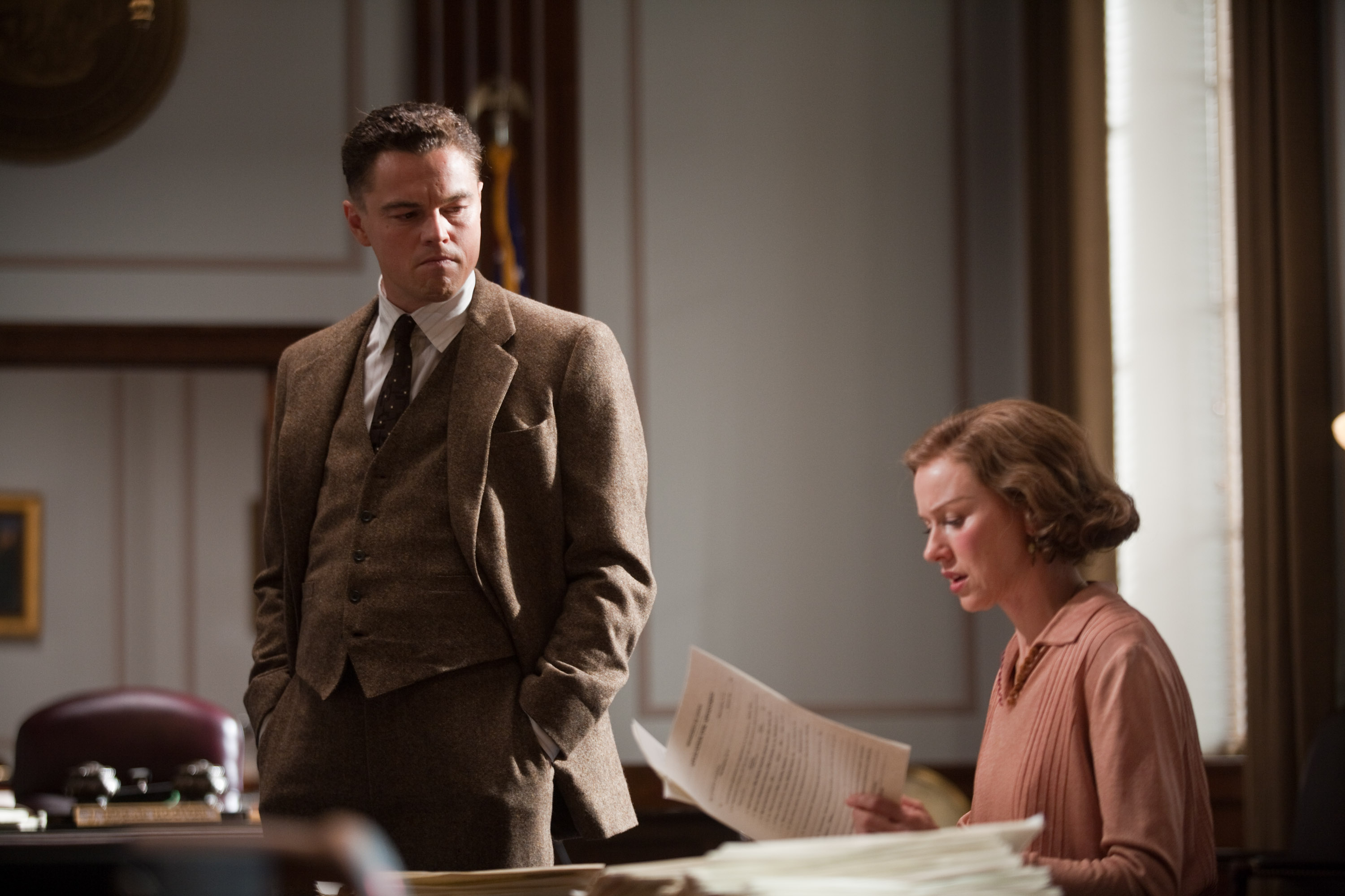 New Photos Of Leonardo DiCaprio, Naomi Watts In J. EDGAR, Lea Michele, Ashton Kutcher ...3000 x 2000