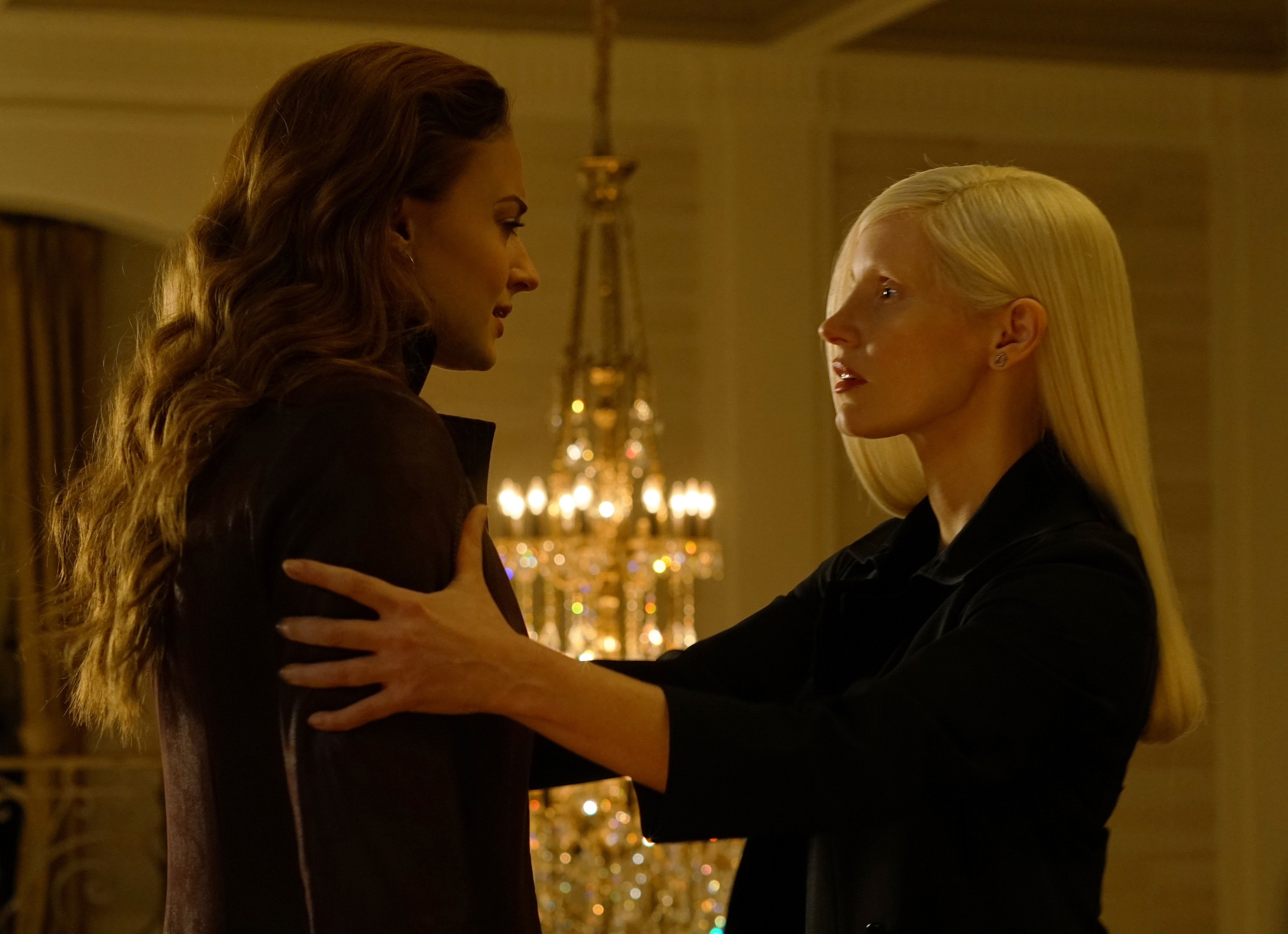 New DARK PHOENIX Trailer Adds Emma Frost To X-Men Movie Universe - We Are Movie Geeks3075 x 2230